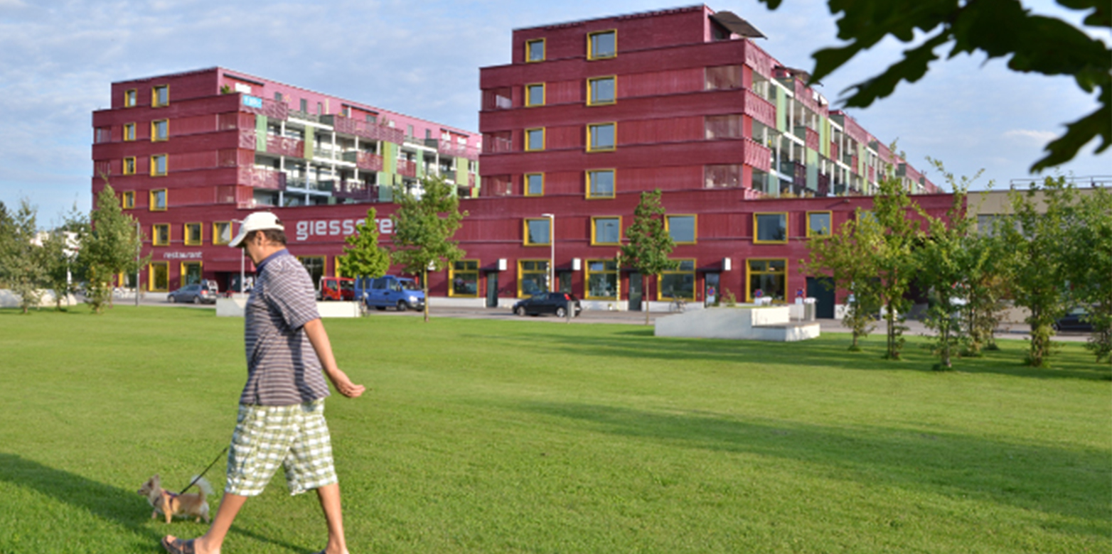 The multi-generational Giesserei project in Oberwinterthur is an example of what constitutes an innovative housing concept. Photos: Kurt Lampart/Giesserei