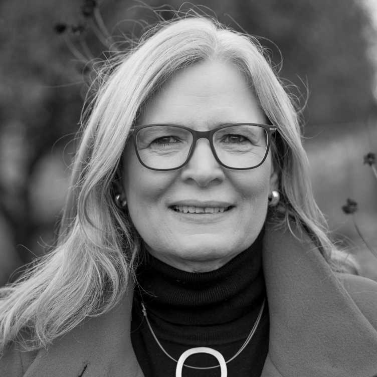 Dr. Nathanea Elte, President of ABZ Allgemeine Baugenossenschaft Zurich, Board Member of Housing Cooperatives Switzerland