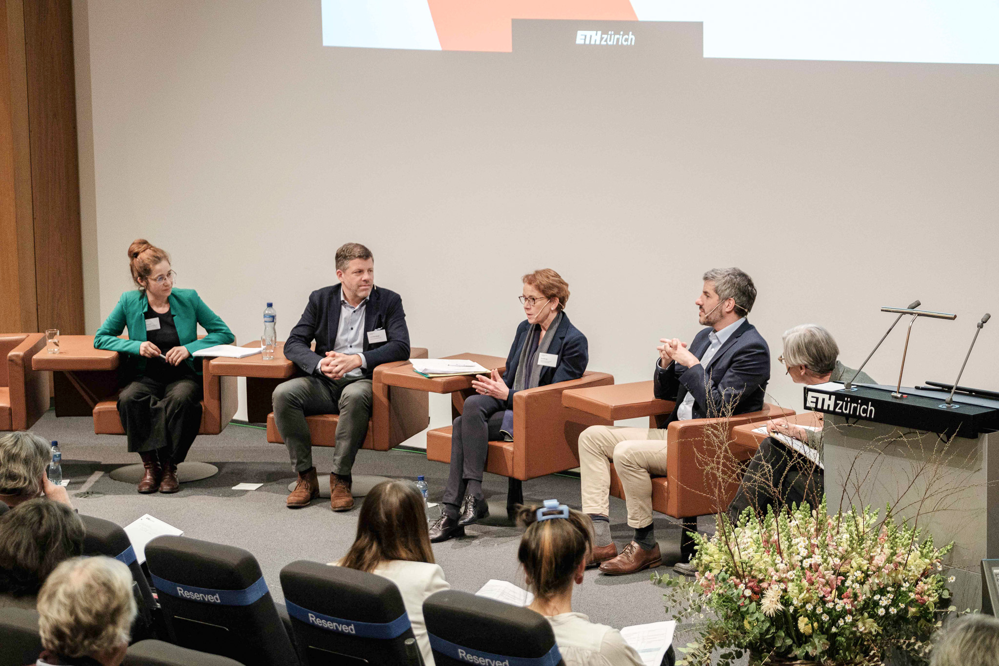 ETH Forum Wohnungsbau «GENERATIONENWOHNEN – Von der Idee bis zur Umsetzung», ETH Zürich, 2023.  © ETH Wohnforum / Foto: Matteo De Mattia